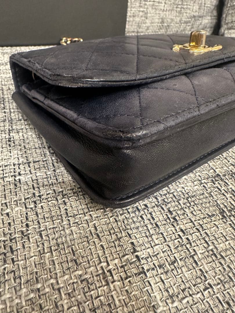 CHANEL ネイビー キルティング チェーンウォレット