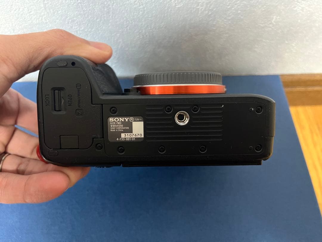 ソニー SONY α7Ⅲ ボディ ILCE-7M3 シャッター回数少なめ