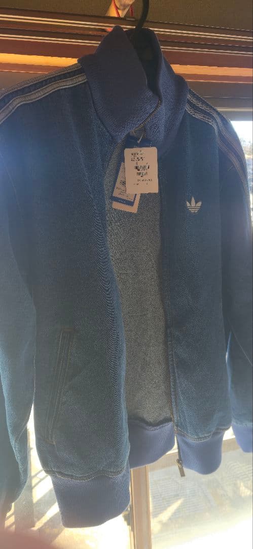 アディダス　ウェア　KD1517