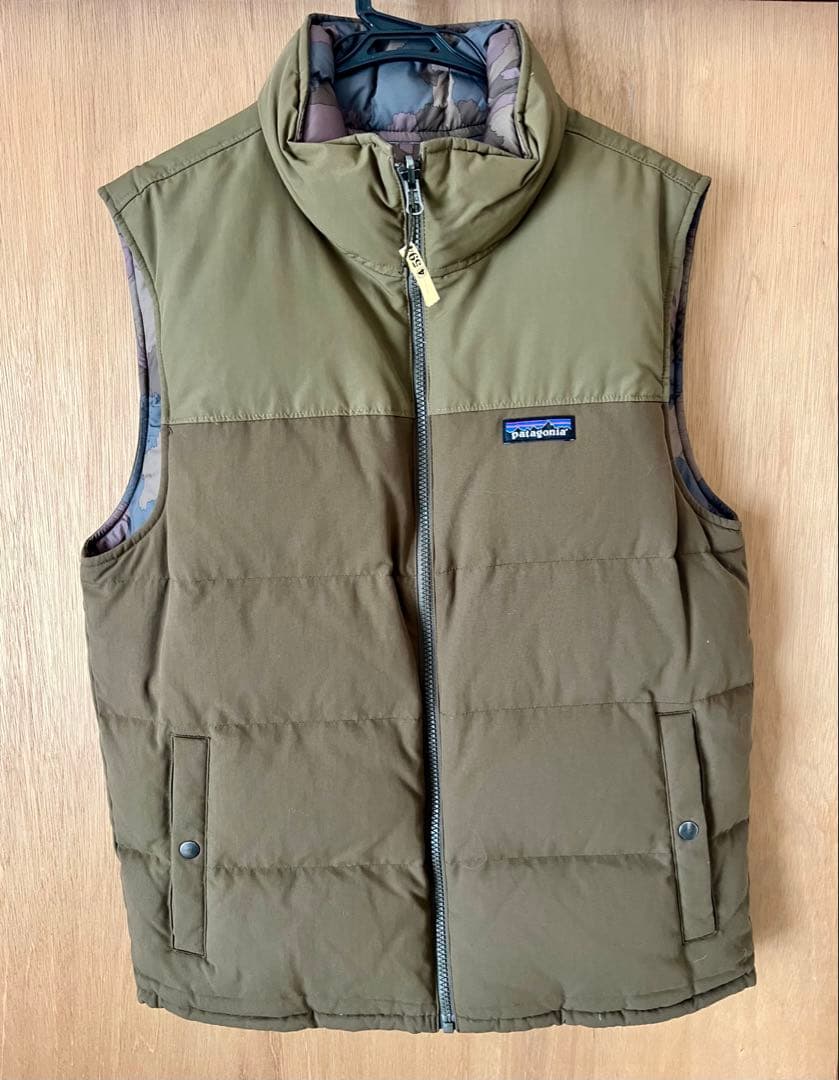 パタゴニア ビビーリバーシブル ダウンベスト