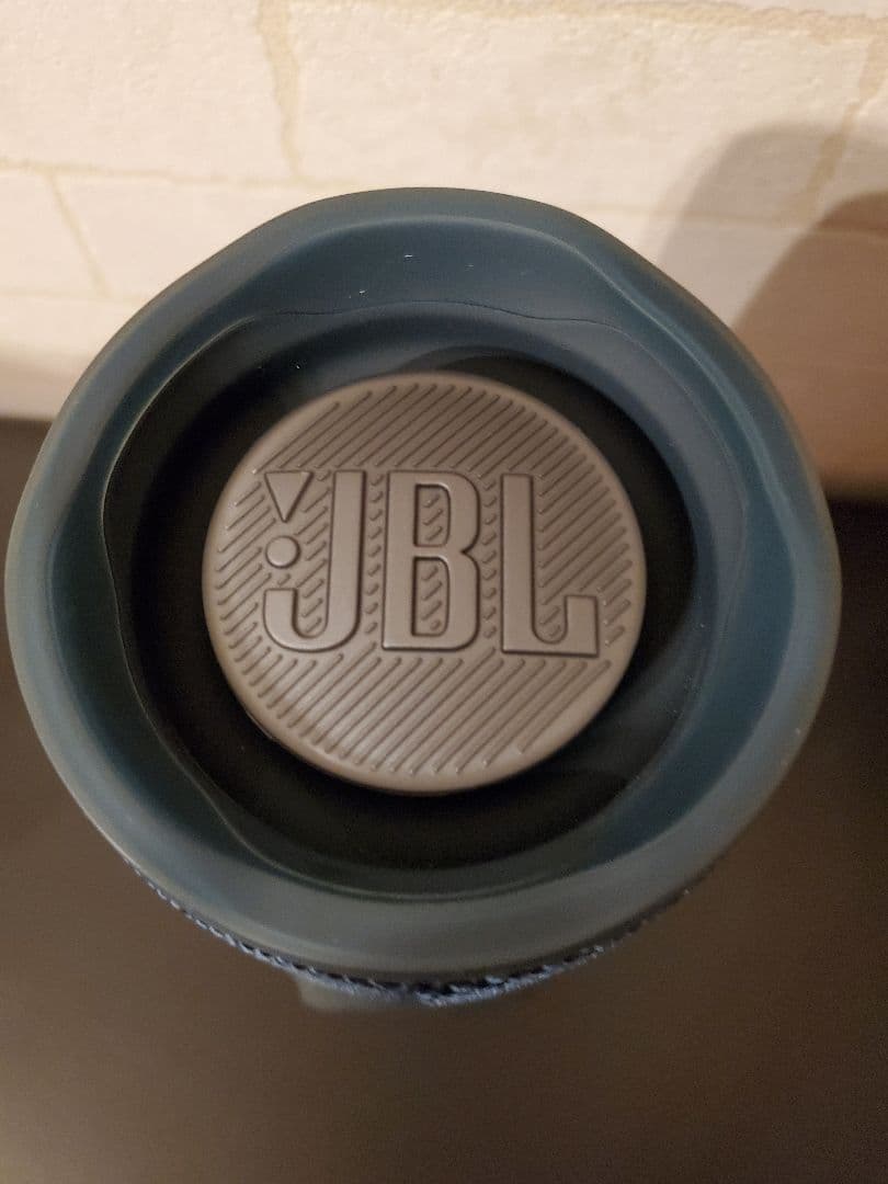【動作確認済・美品】JBL charge4 高音質 重低音 ワイヤレススピーカー