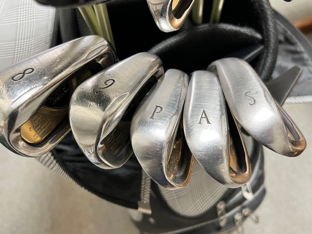 K*T様 【ラウンド出来るセット】ゼクシオプライム＆キャディバッグ＆パター