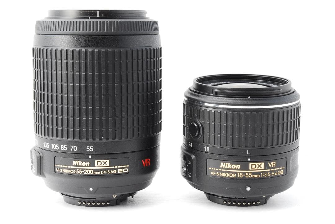 ❣️新品級 ショット数少❣️ Nikon D5300 レッド ダブルズームキット