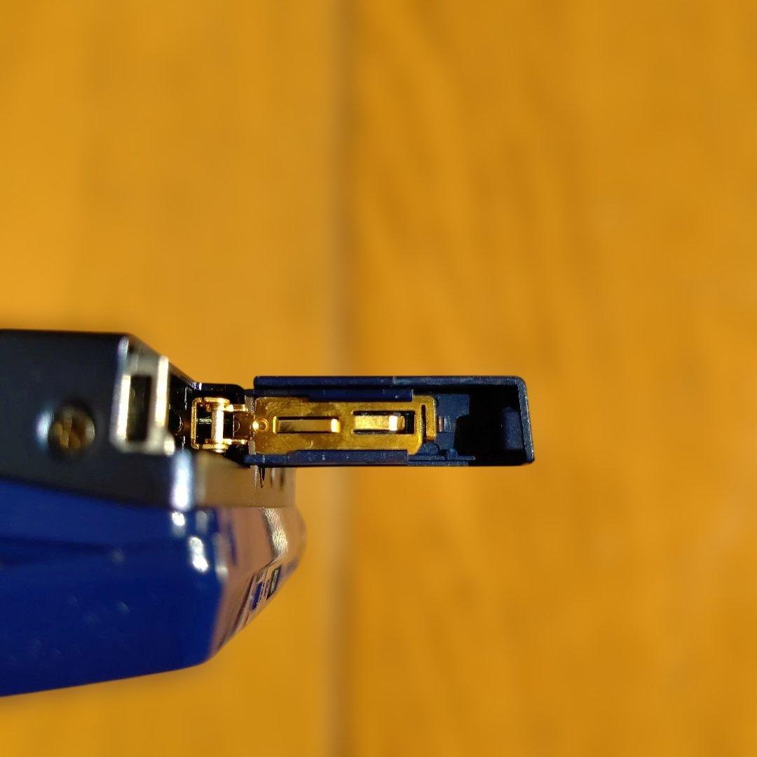 完品極美品 SONY ポータブルMDプレーヤー MZ-E7W