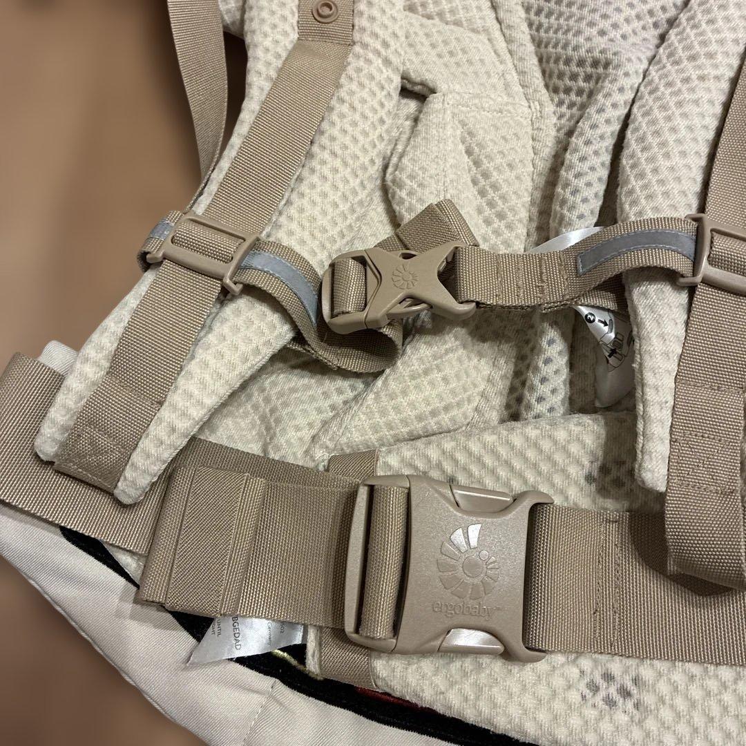 人気！エルゴの抱っこひもオムニブリーズ　ナチュラルベージュ