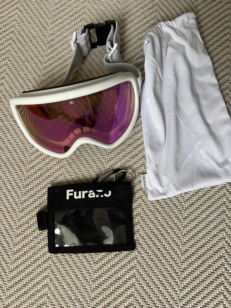 Burton GORE-TEX スキーウェア上下　ゴーグル　パスケース付き