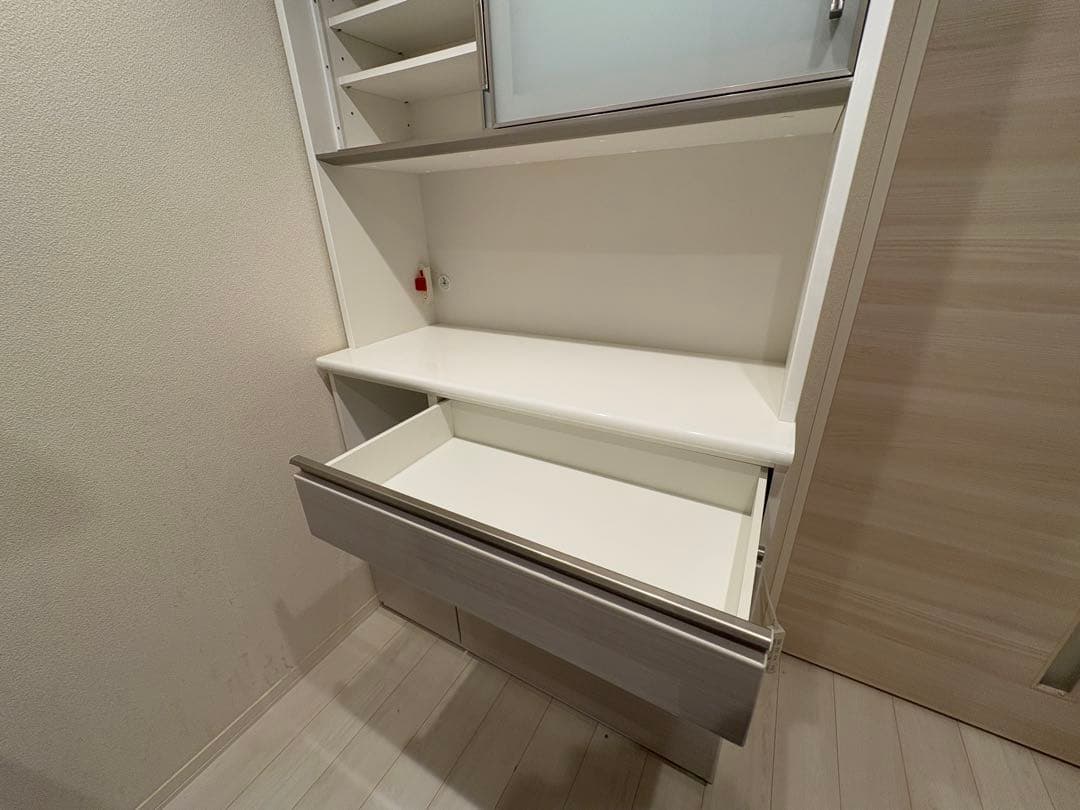 ホワイト木目調収納キャビネット　ニトリ　幅120