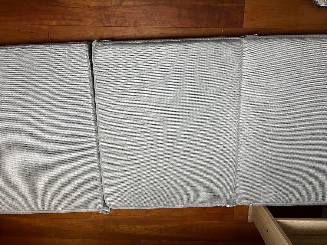 定価の半額【ほぼ新品】GOKUMIN マットレス セミシングル