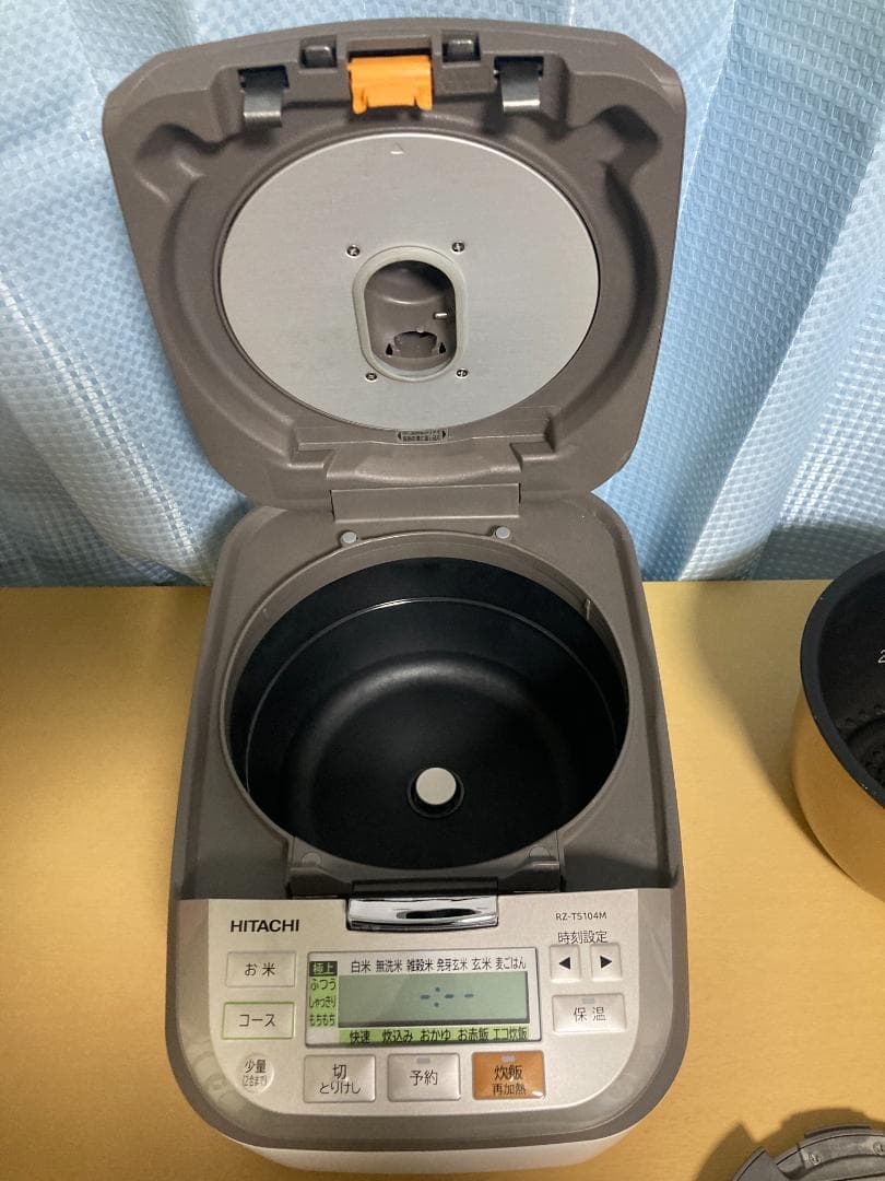 日立 炊飯器 ふっくら御膳　IH　圧力スチーム　RZーTS１０４M 5.5合炊き
