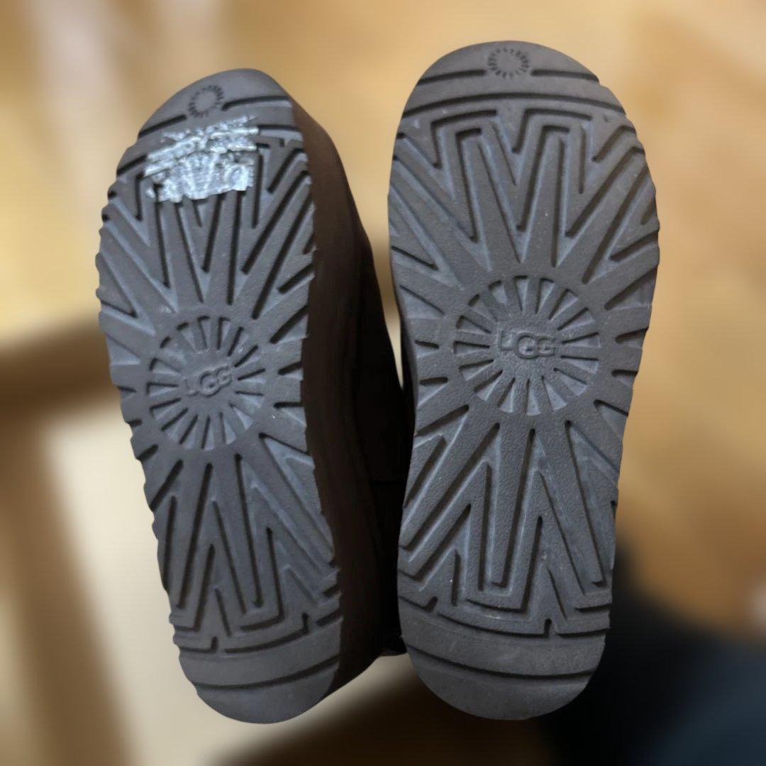 靴 UGG Classic Ultra Mini Platform 25cm US8