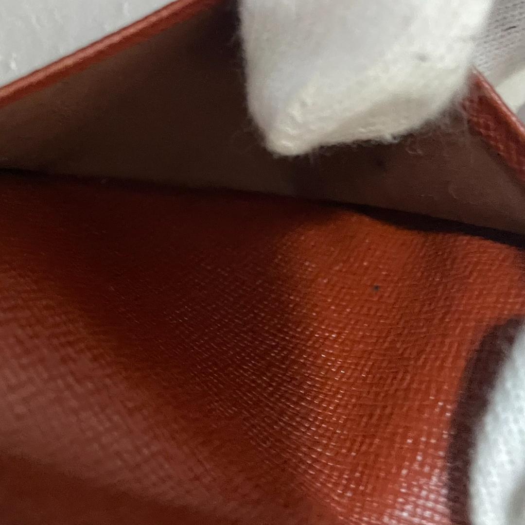 Louis Vuitton ルイヴィトン エピ・レザー ポルト カルトサーンプル