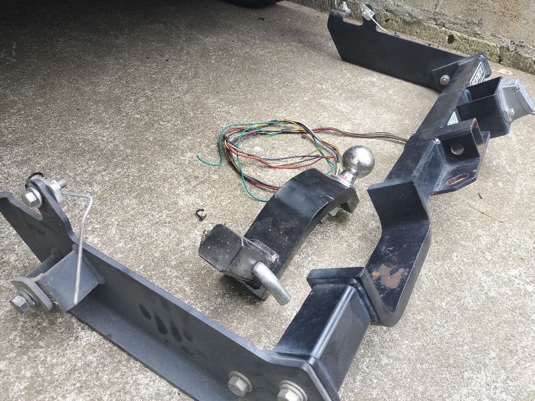 SOREX　ヒッチメンバー、innoルーフキャリアのセット 横浜市出品