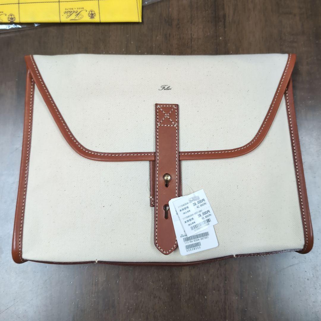 未使用品　Felisi フェリージ　キャンバスクラッチバッグ