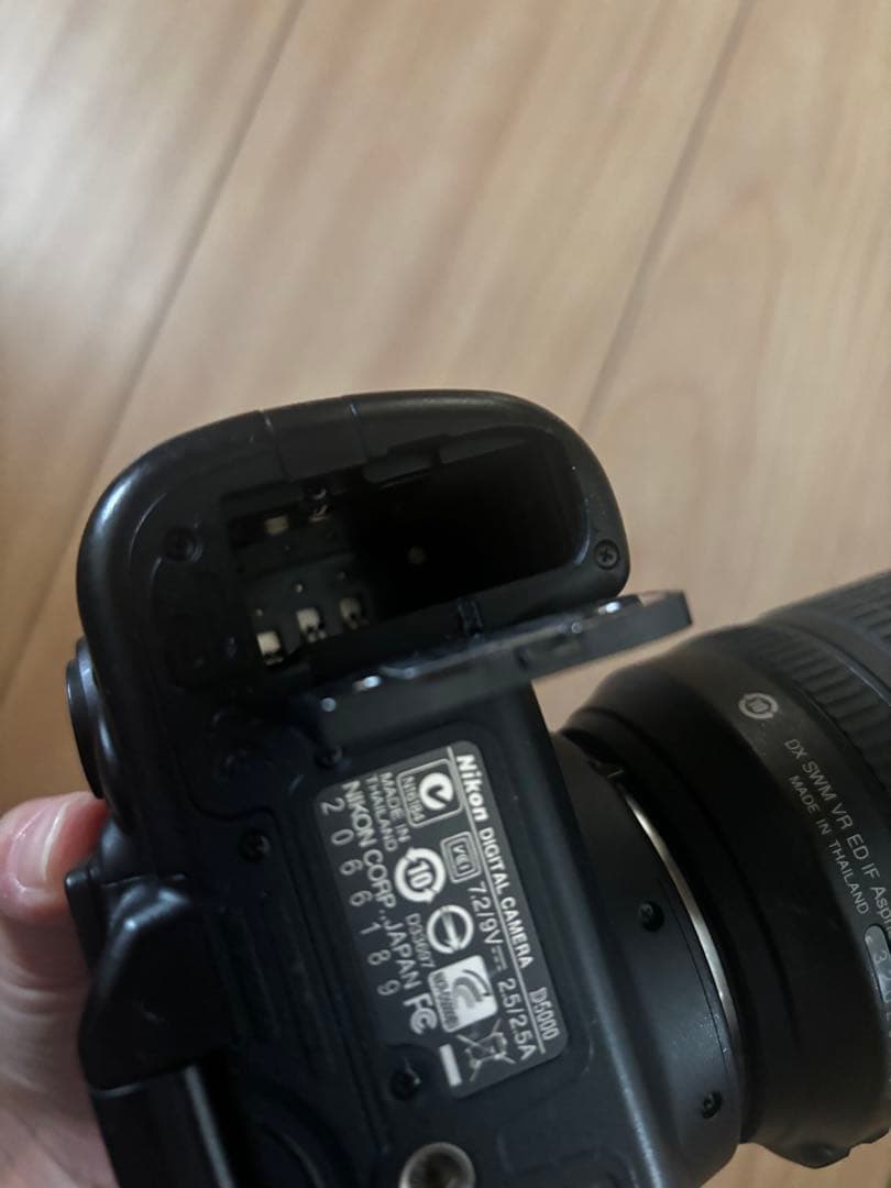 Nikon デジタル一眼レフカメラ ズームレンズ付き