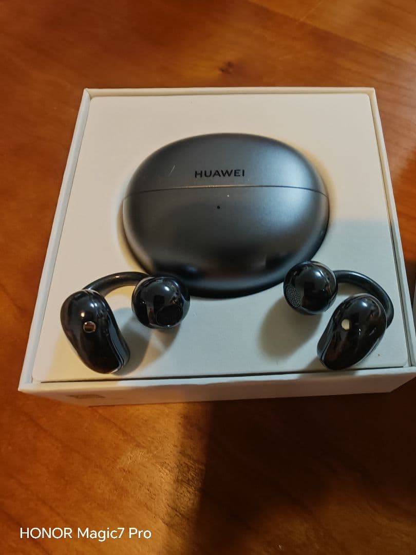 HUAWEI freeclip 本体＋ケース