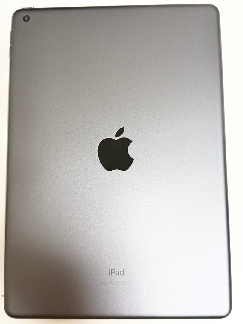 Apple iPad 第8世代　32GB (箱付き)