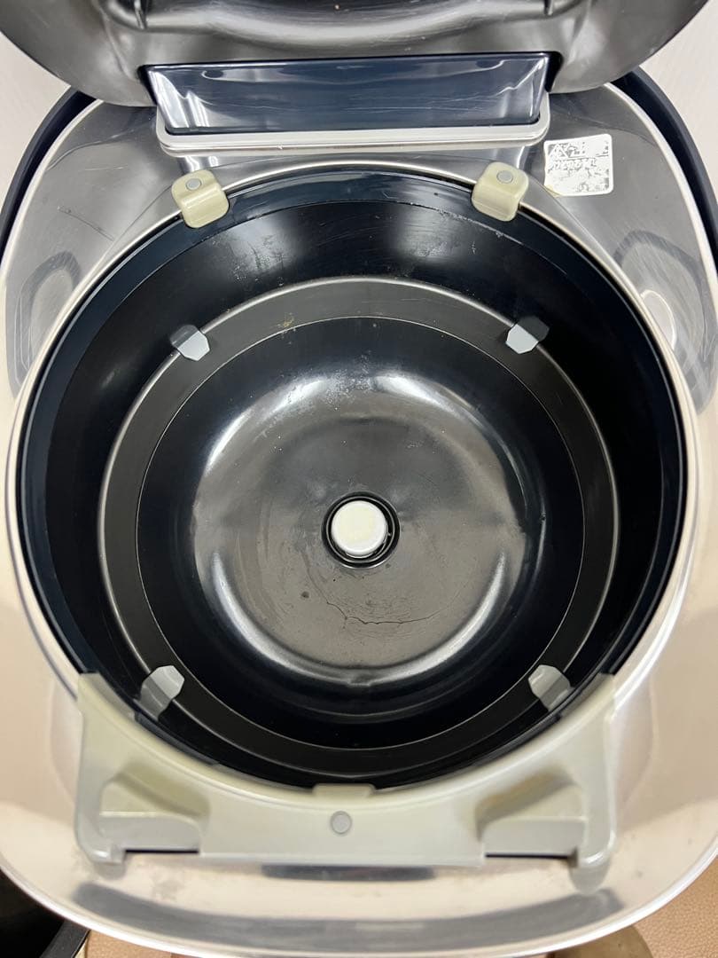 [東芝]真空圧力IH炊飯器 RC-10VSN 5.5合 かまど銅釜 2019年製