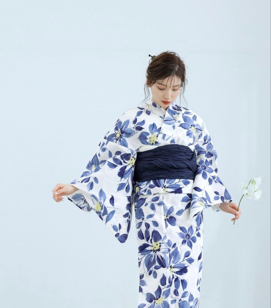 【本日最終セール】青い花柄浴衣・帯セット　Dita浴衣セット