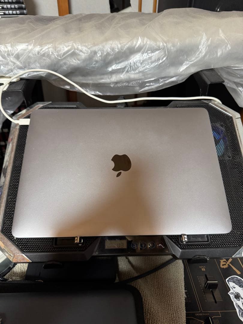 A1708 Macbook Pro Retina 2017 スペースグレー