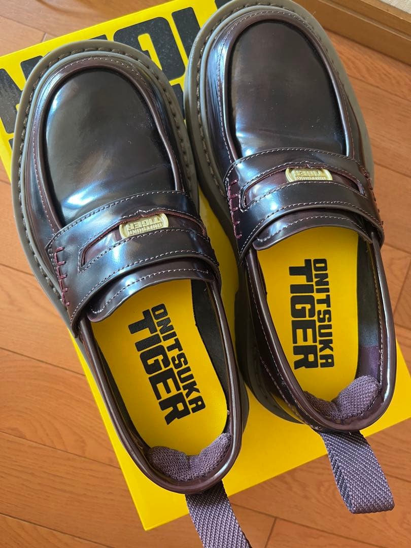 ONITSUKA TIGER TIGER LOAFER ブラウン