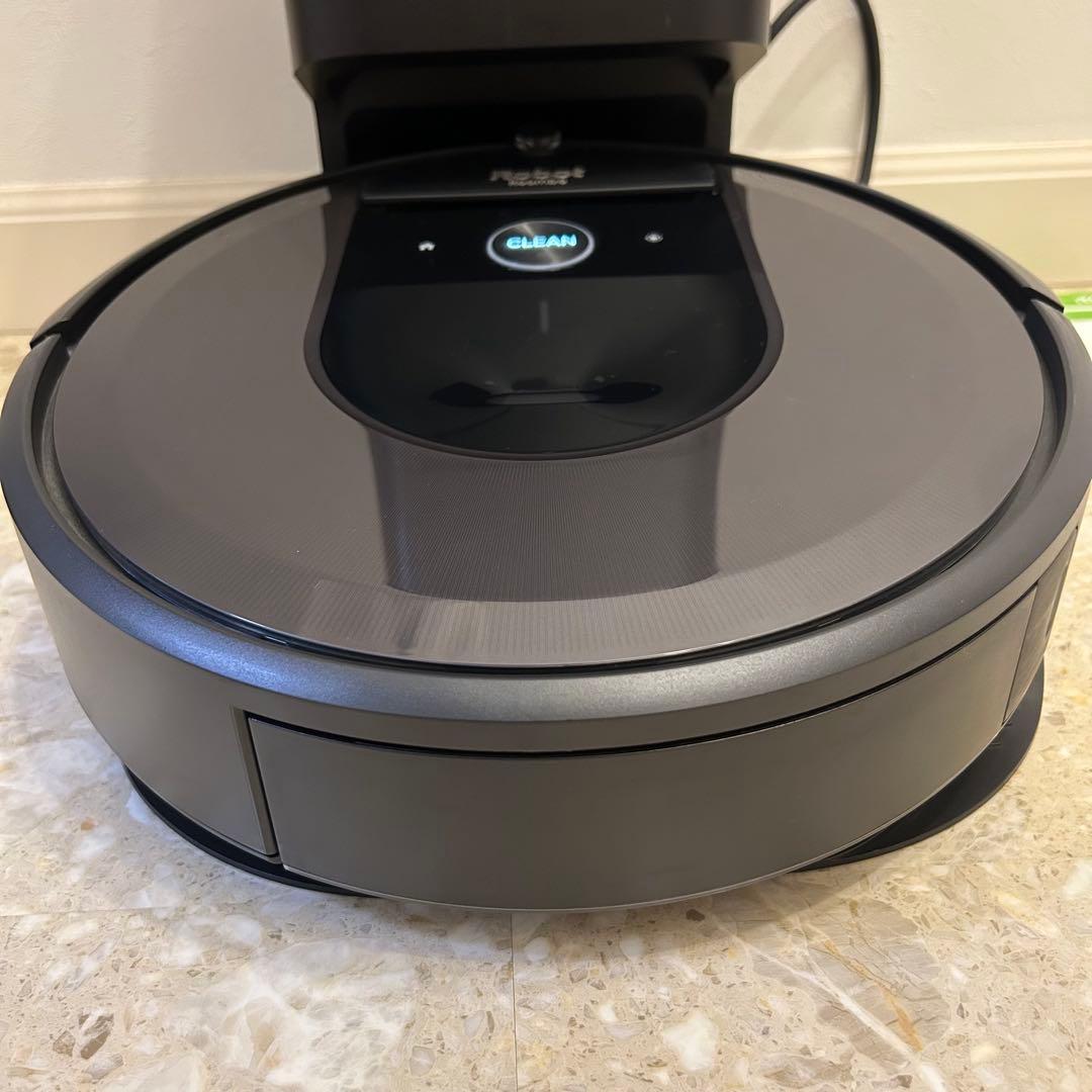 iRobot ルンバi7+ 本体、ブラーバセット