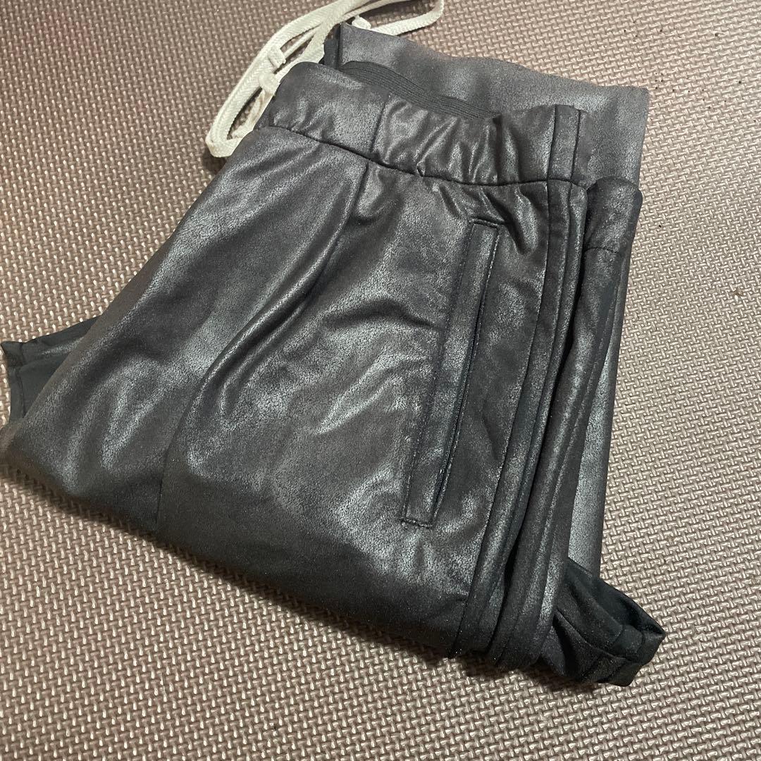 bajra パンツ　(2回短時間着用のみ) バジュラ