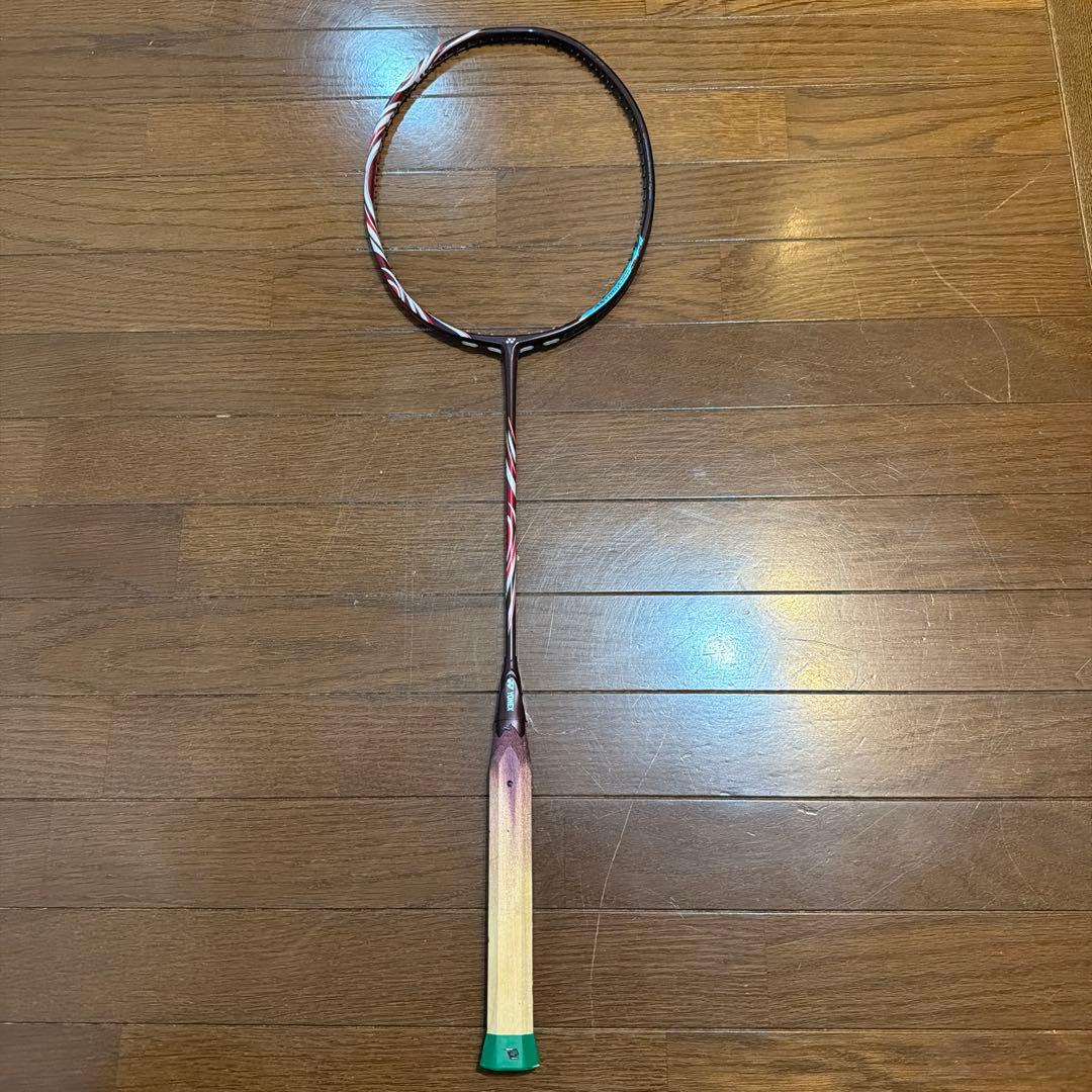アストロクス100ZZ クレナイ(YONEX ASTROX 100ZZ)