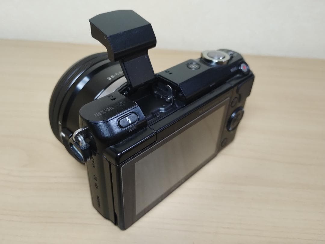 ✨自撮り SONY α NEX-3N パワーズームレンズキット ミラーレスカメラ