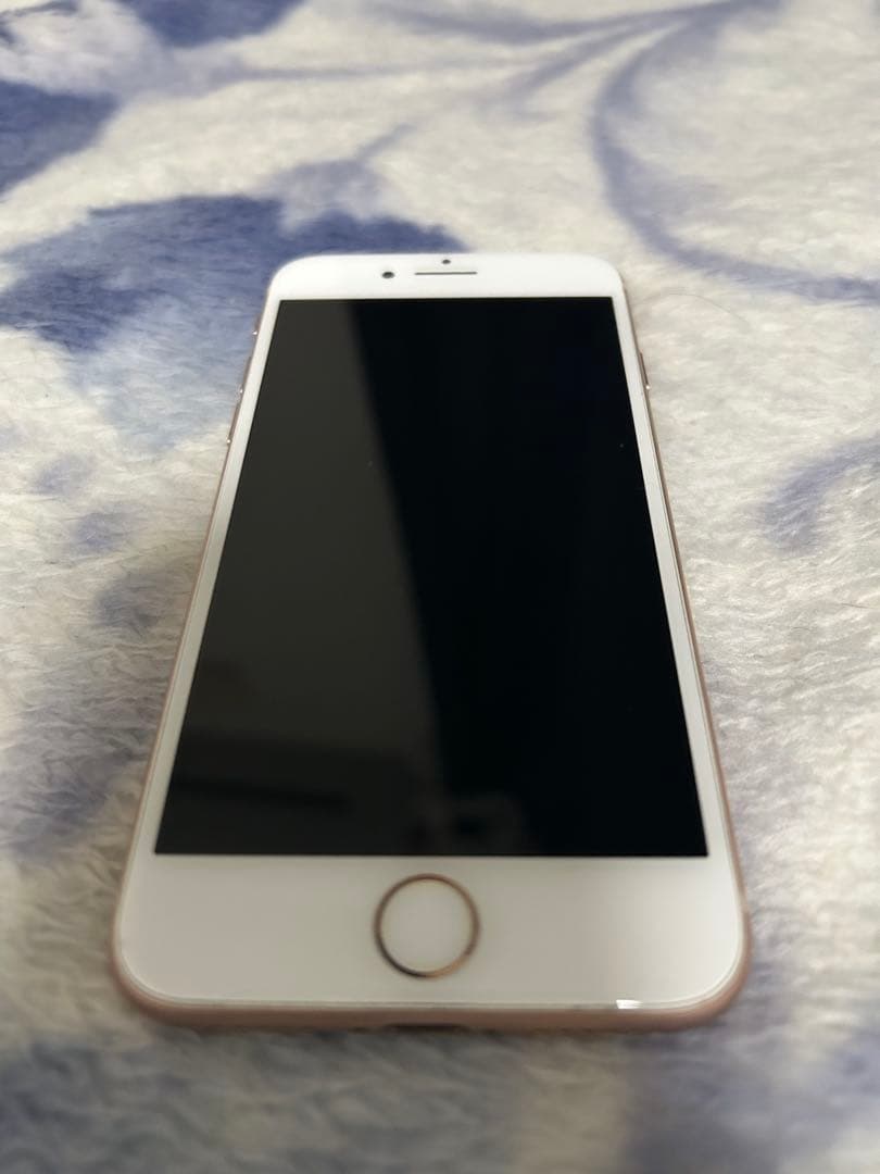 iPhone8 SIMフリー　64GB