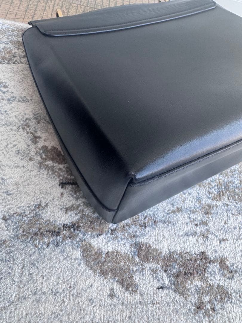 【VINTAGE】GUCCI バンブーハンドル レザー ハンドバッグ 黒