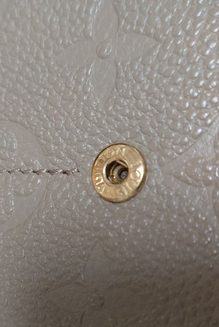 ルイヴィトン　長財布　ポルトフォイユサラ　LOUISVUITTON