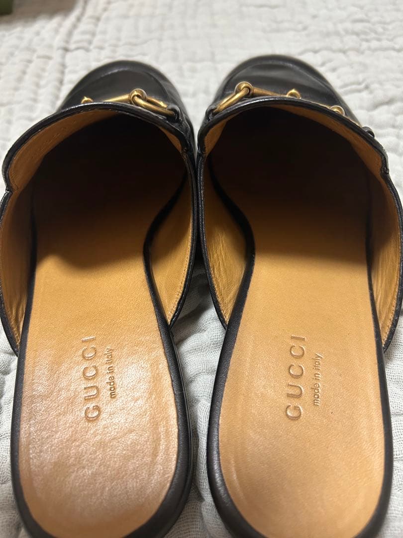 GUCCI ブラック ローファーミュール