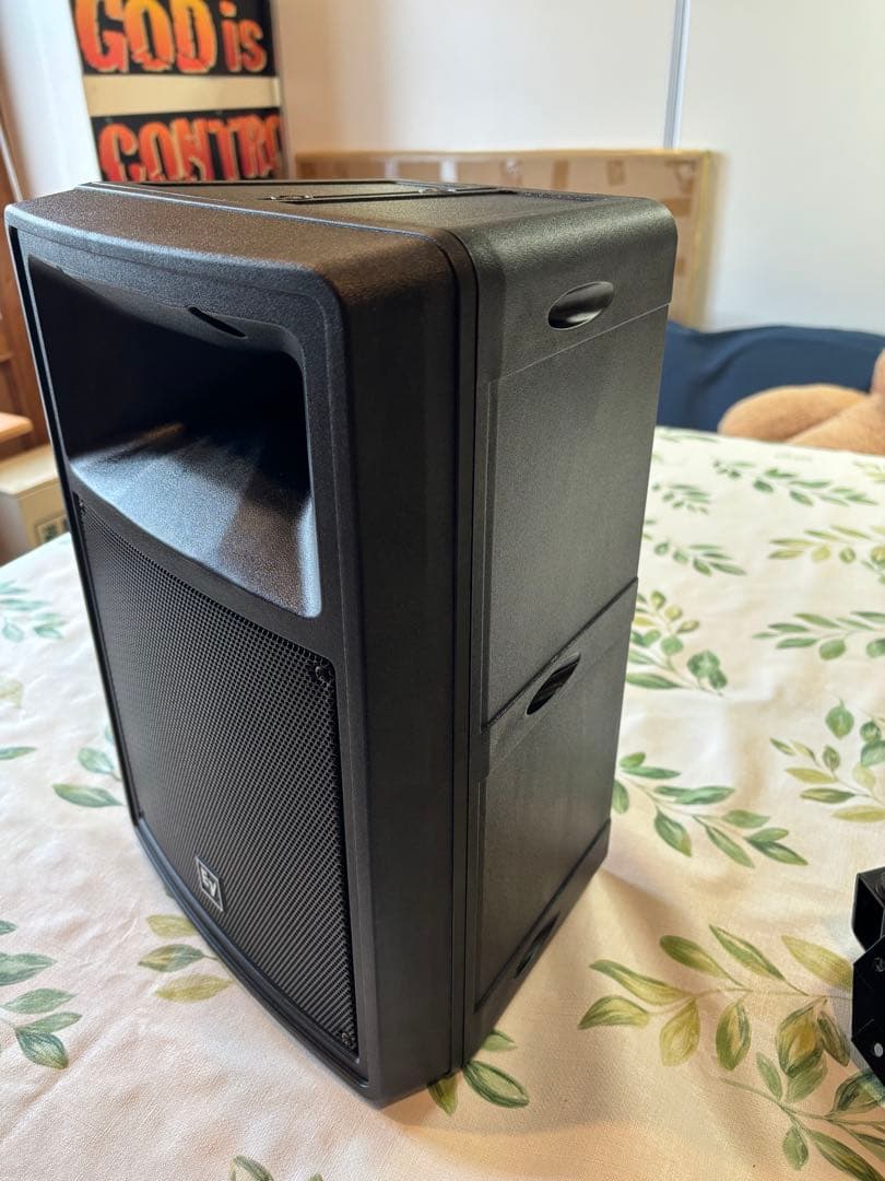 エレクトロボイス SX80スピーカー 1台、壁付用アーム付き