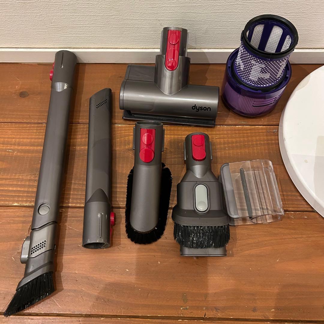 ダイソン☆V11 fluffy sv14☆バッテリー新品並☆純正スタンド付