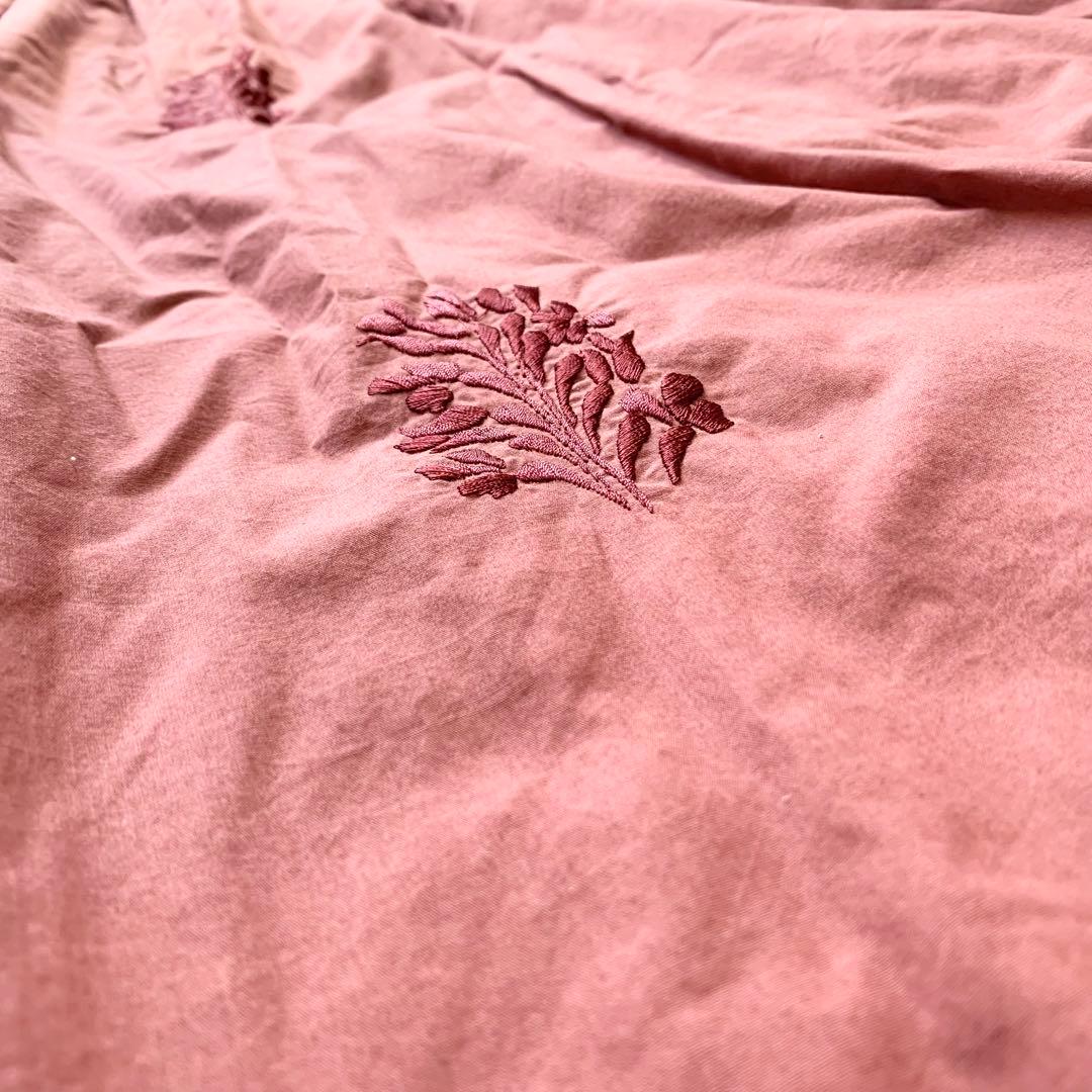 状態良し＊ ハグオーワー　刺繍　エンジ色　ロングワンピース フリーサイズ