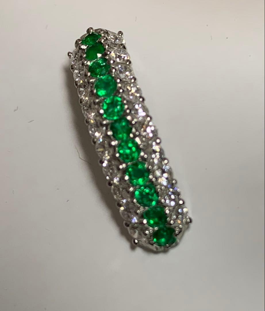 ラグジュアリー様PT900 エメラルド ダイヤモンド トップ