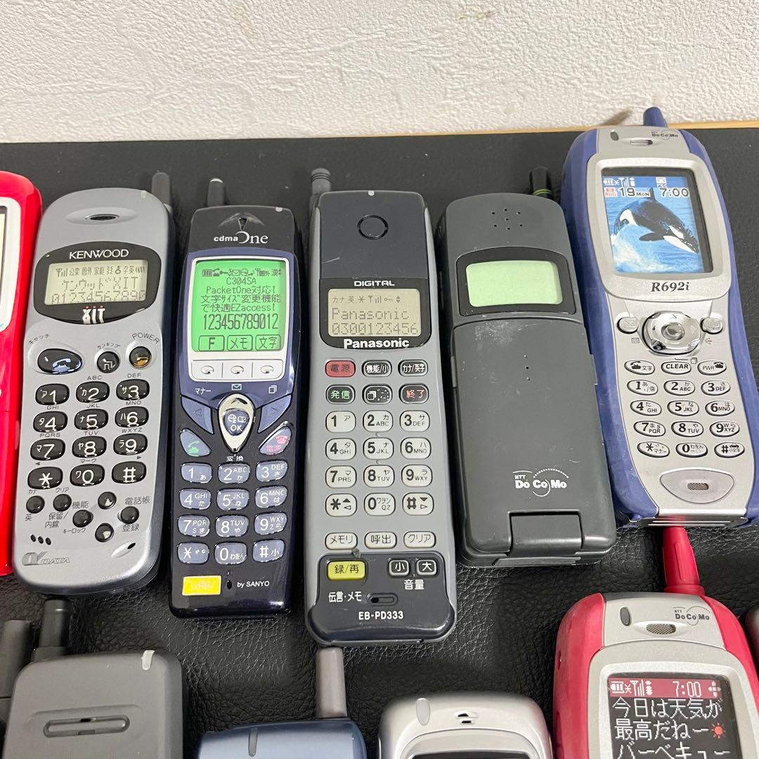 【まとめて25点セット】モックアップ 販売店模型 携帯電話 ガラケー フェラーリ