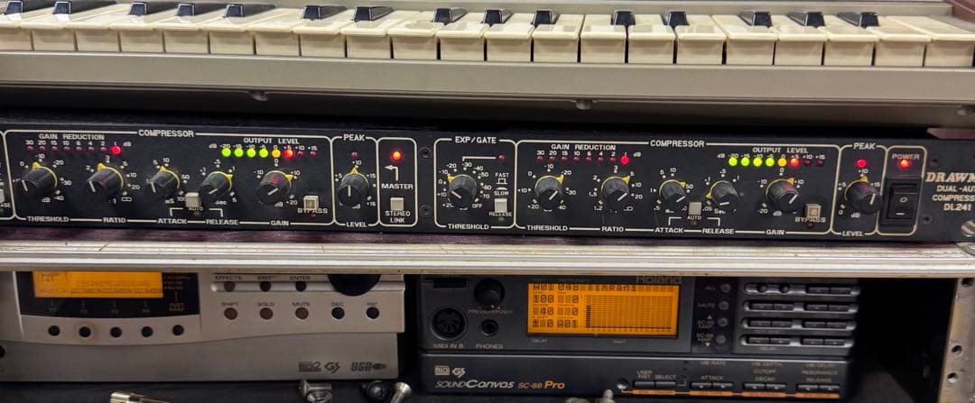 DRAWMER DL241 デュアルオートコンプレッサー