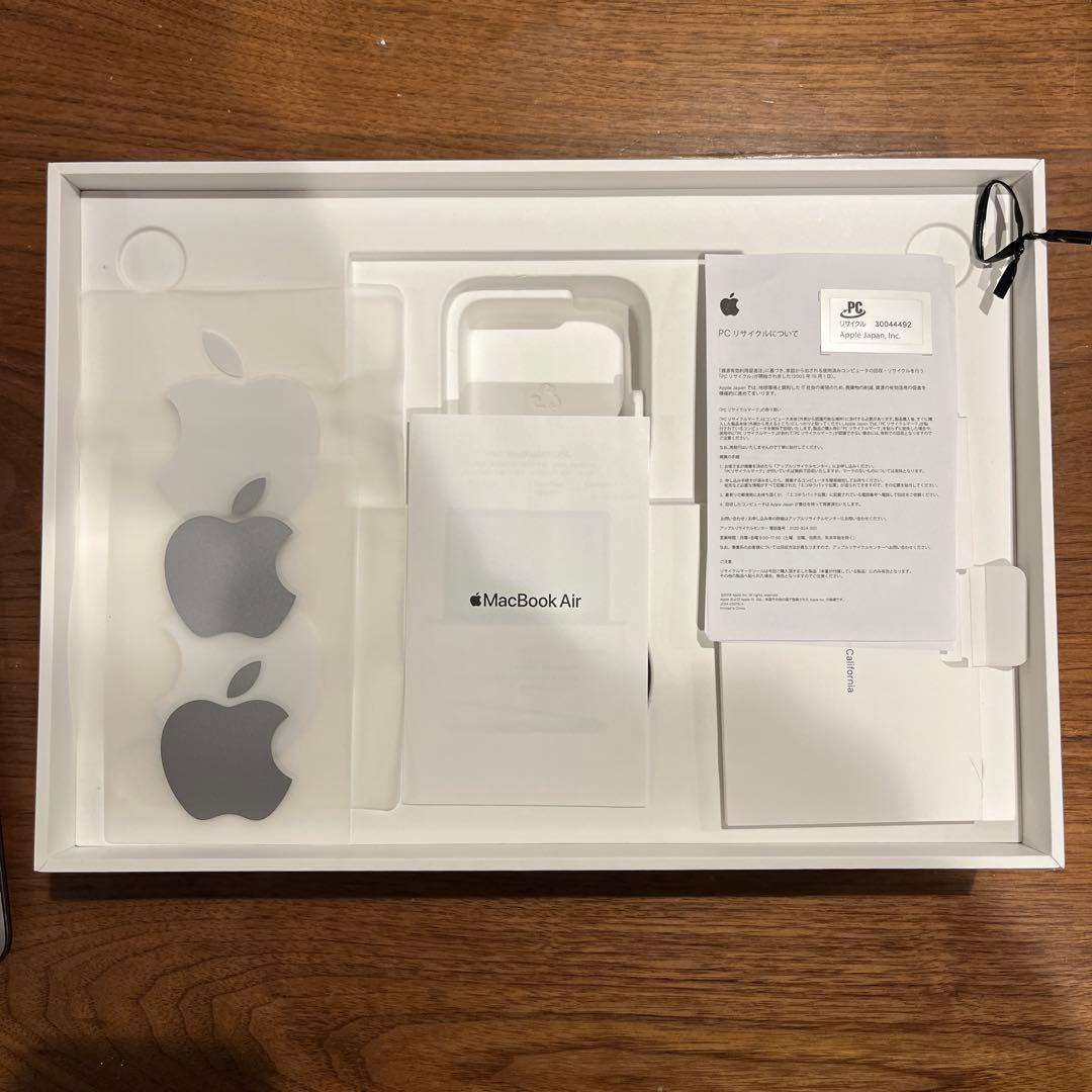 MacBook本体 Apple MacBook Air 13inch A2337