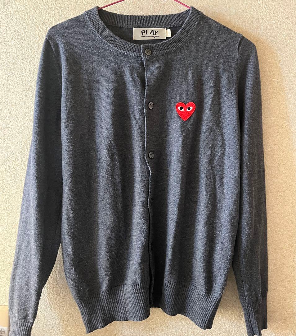 ひよこ PLAY グレー カーディガン ハート刺繍