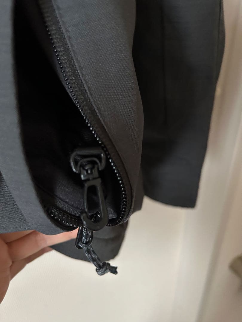 Burton スノーボードジャケット Sサイズ レディース　グレー