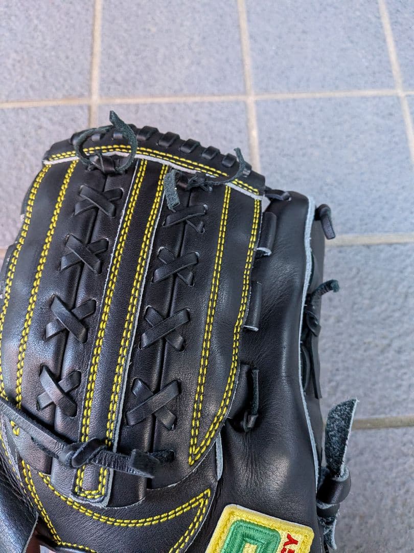 マグナム　　シュアプレイ　硬式　オーダー投手用グローブ