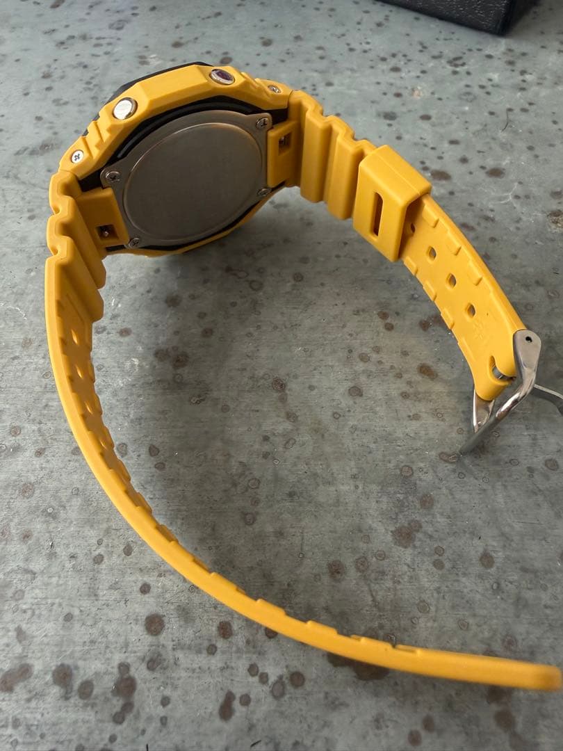 時計 G-SHOCK GA-2110SU-9AJF