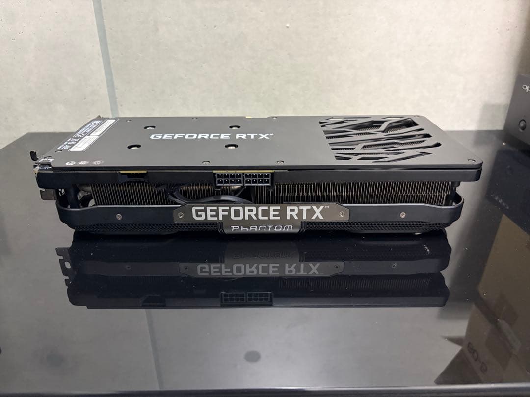 グラフィックボード・グラボ・ビデオカード Gainward GeForce RTX 3070 Phantom