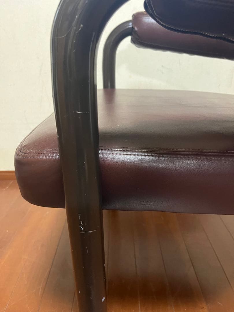 【すし　MOBILIA】　モビリア　革シングルソファ　日本創業②