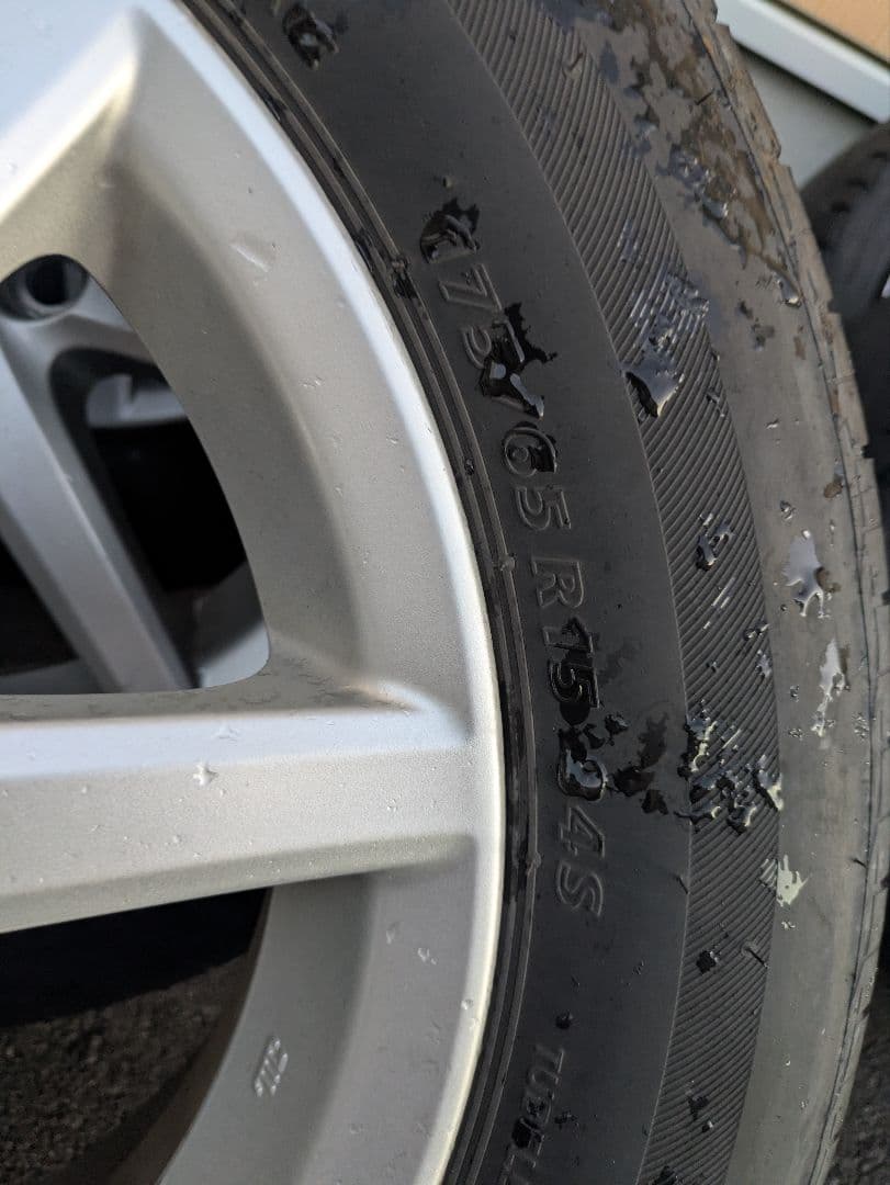 トヨタ純正アクア 15インチ ホイール二本セット