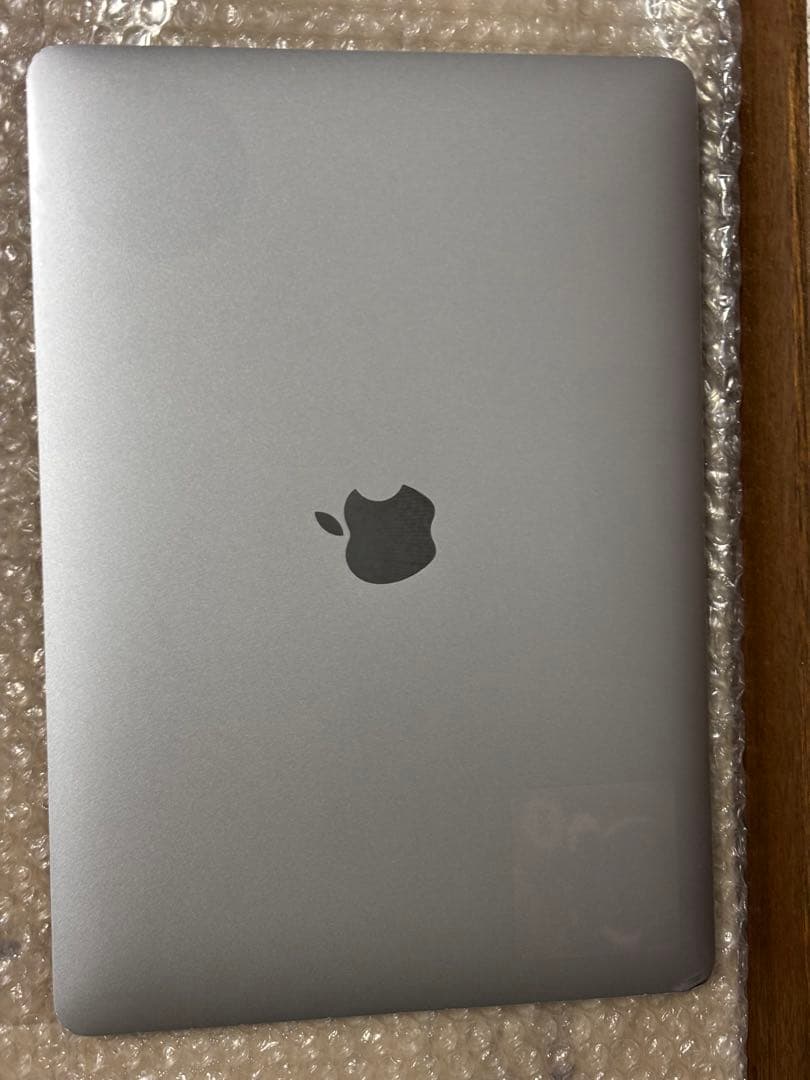 MacBook Pro 13インチ　A1708 256GB 8GB