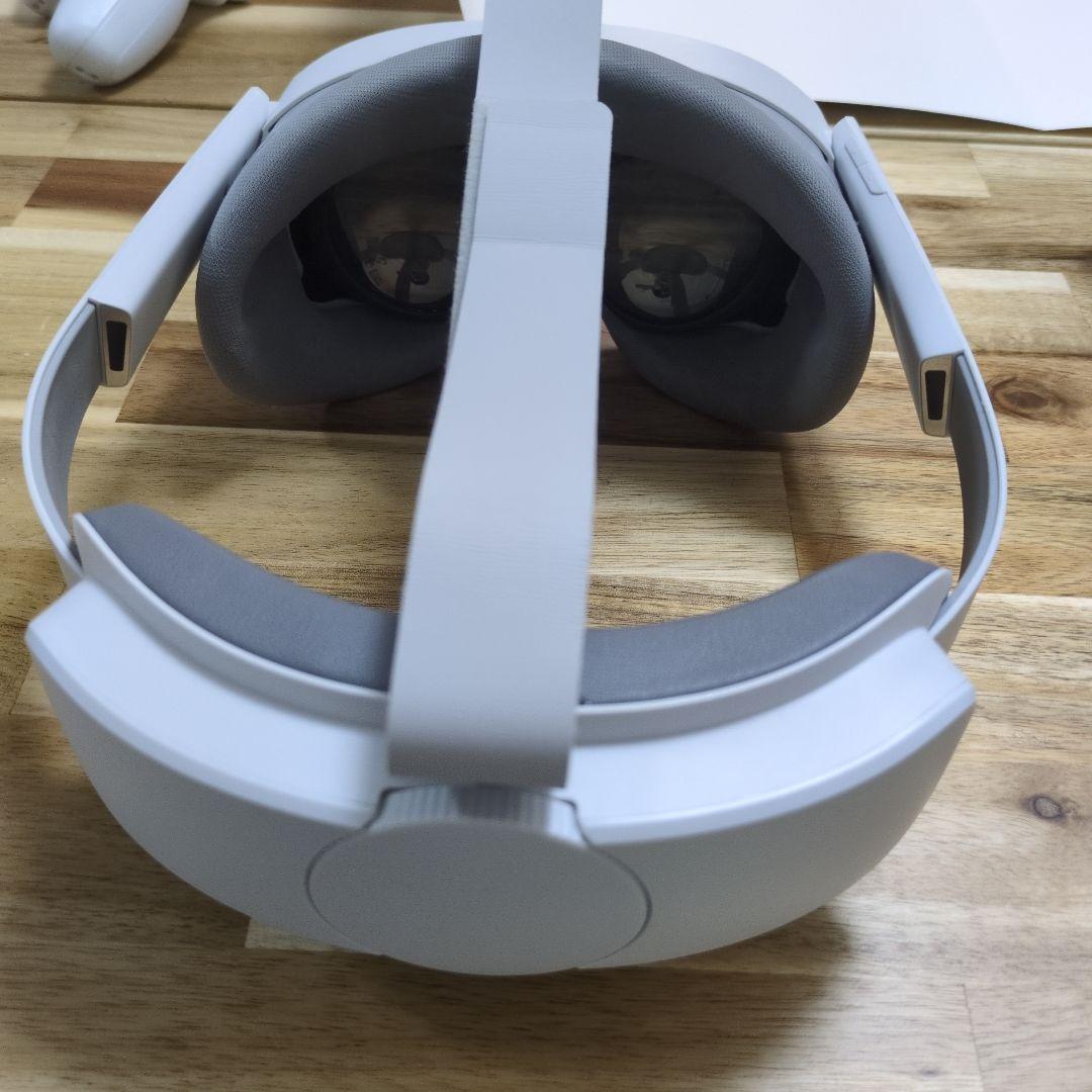 【1/5まで限定値下げ】 PICO 4 Ultra 足首+腰用トラッカー付き