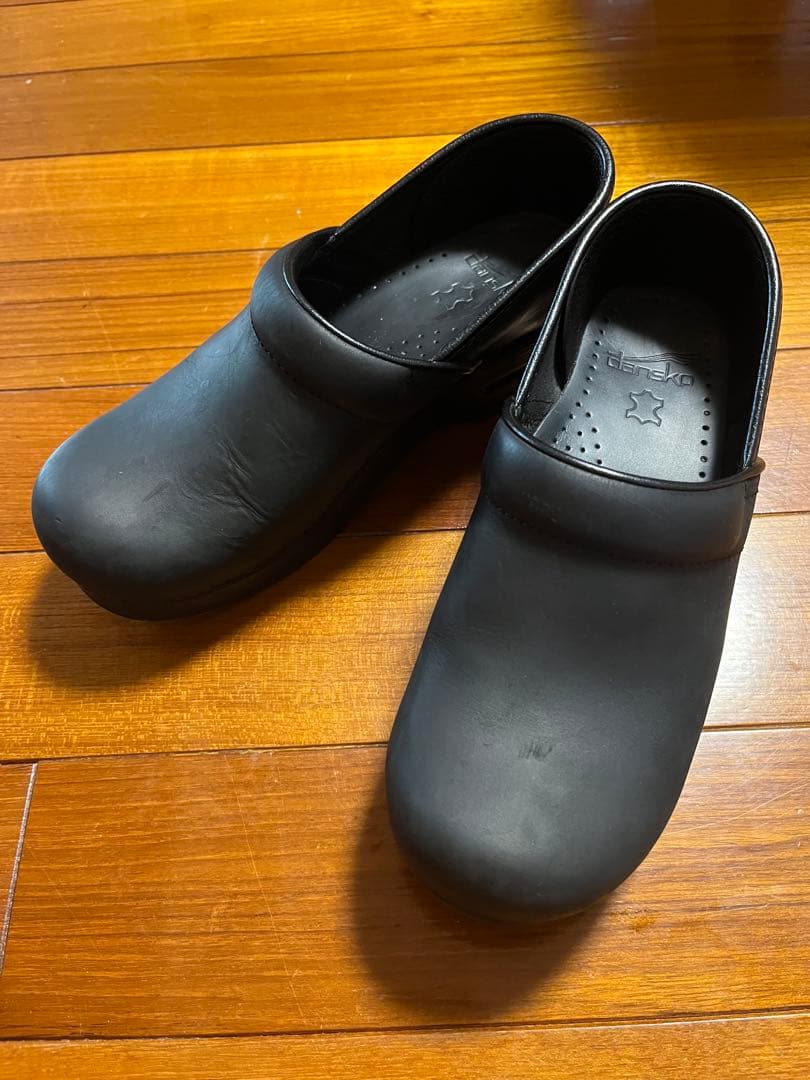 dansko ブラック サボサンダル　黒　38