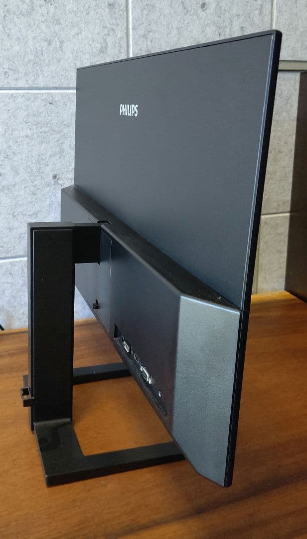 PHILIPS フィリップス27インチモニター 2021年型式272E2